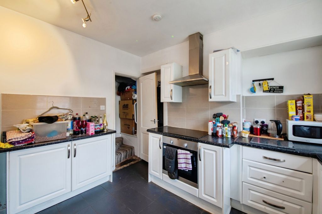 Property photo 2 of 23 Pbox-Img.Jpg