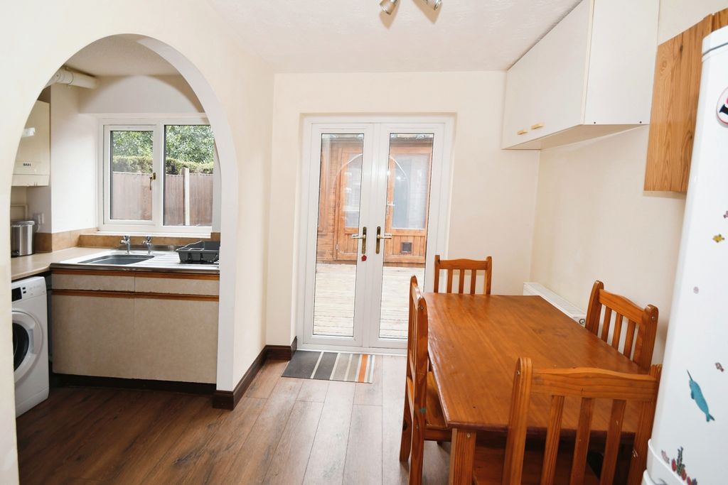 Property photo 2 of 15