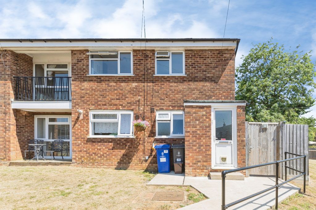 Property photo 1 of 17