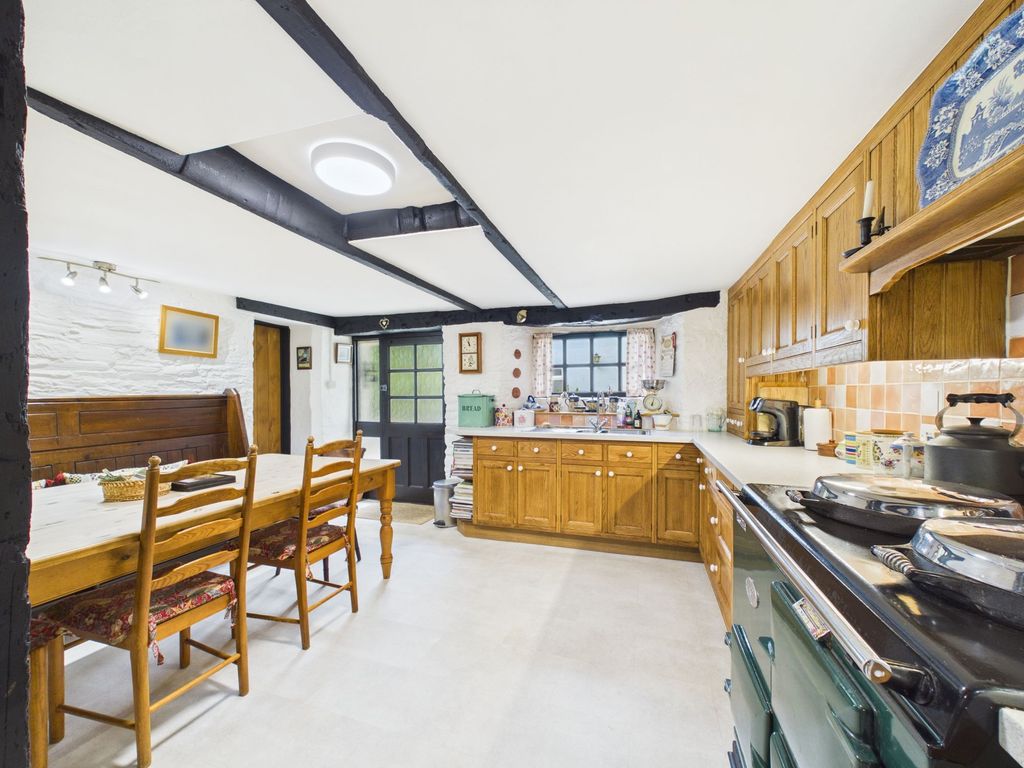 Property photo 3 of 26