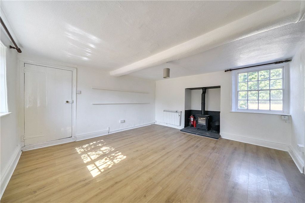 Property photo 2 of 8 Picture No. 03