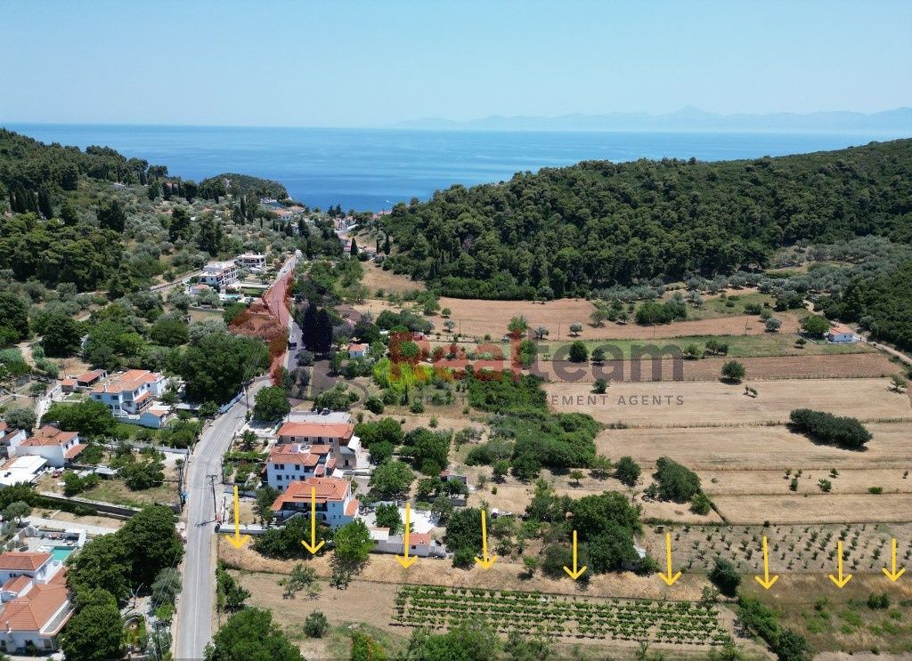 Property photo 3 of 21