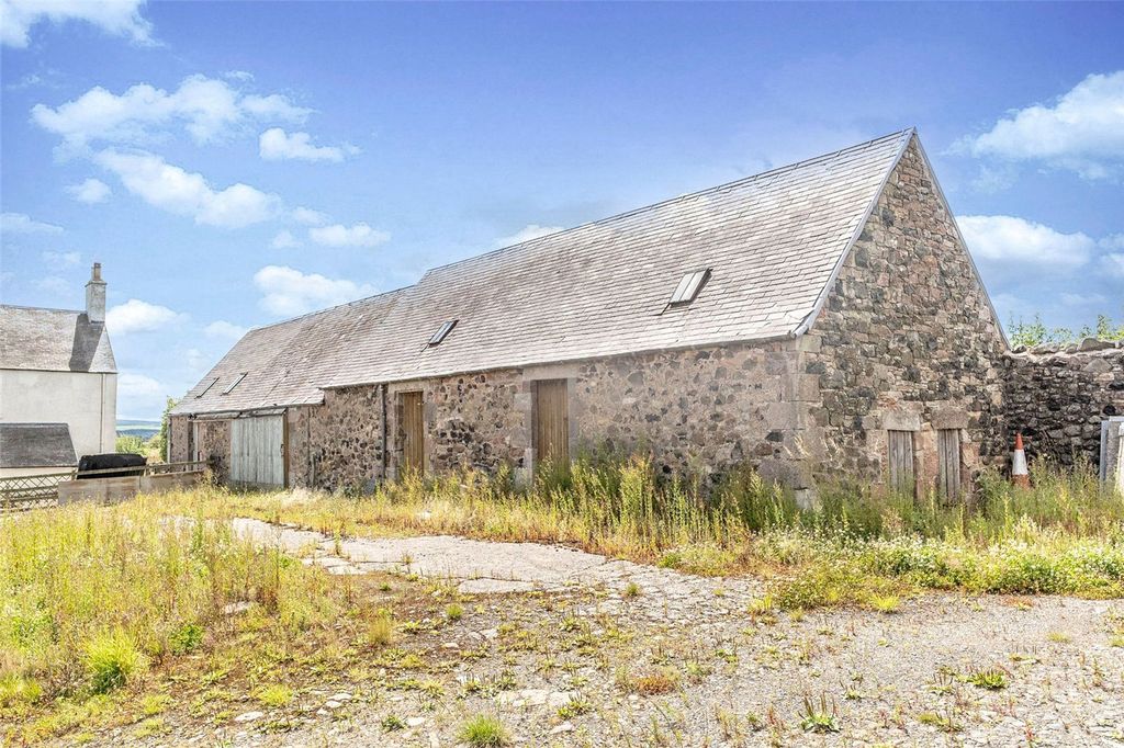 Property photo 2 of 10 External