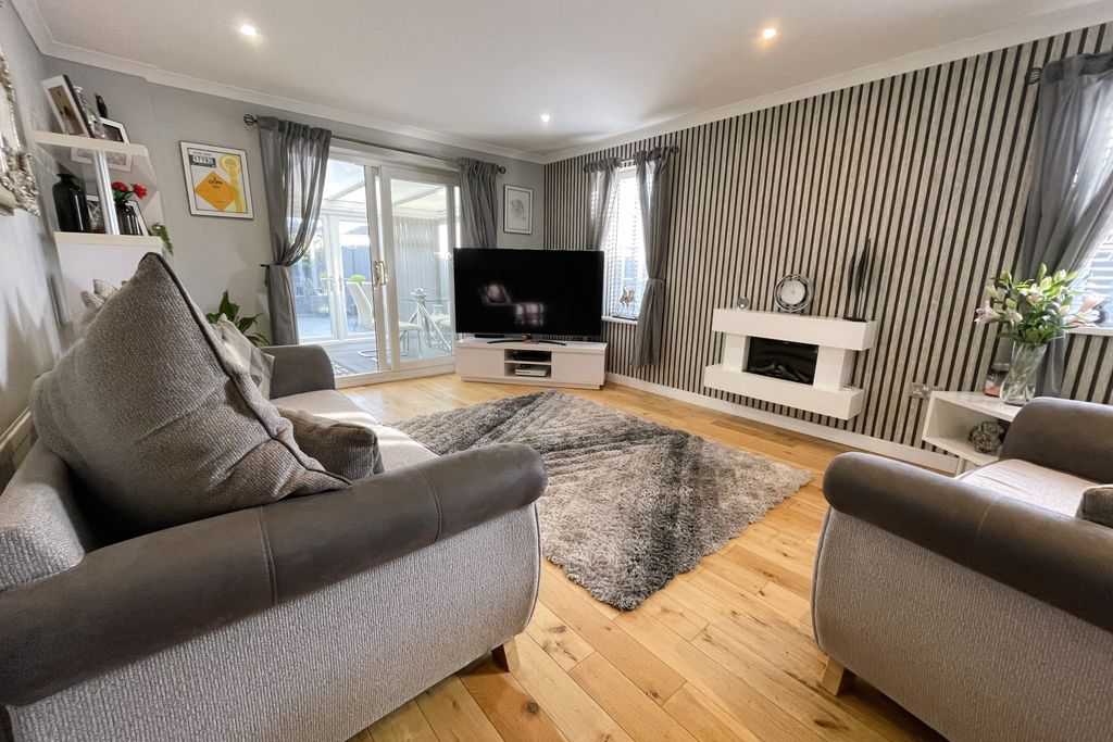 Property photo 2 of 16 2