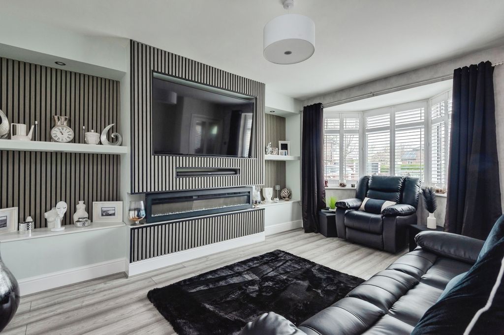 Property photo 2 of 15 Pbox-Img.Jpg