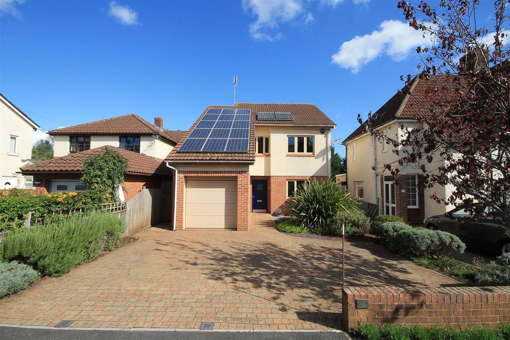 Property photo 1 of 29 MMD Fe.Jpg