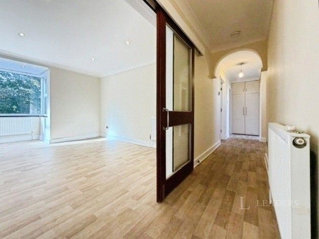 Property photo 2 of 14 Pbox-Img.Jpg