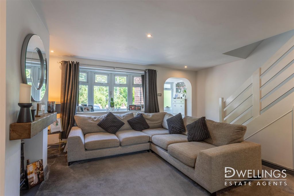 Property photo 2 of 25 Dwelest- 8 Cheviot Close, Swadlincote, De11 9EE-00