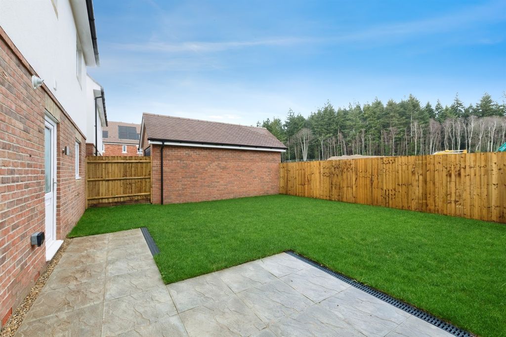 Property photo 3 of 15