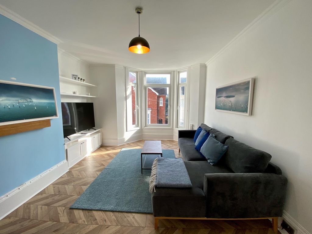 Property photo 3 of 8 Living Room