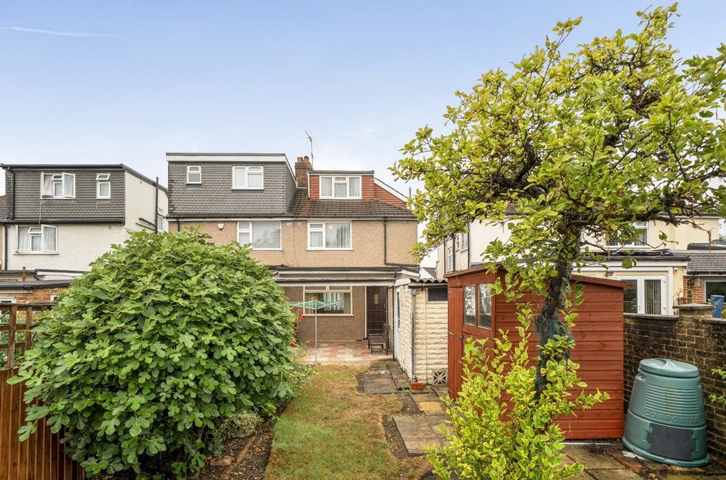 Property photo 2 of 16 2