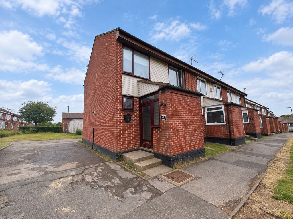 Property photo 1 of 12 B9F1F8F6-85B3-4Ca5-Be06-A76Bc797C851
