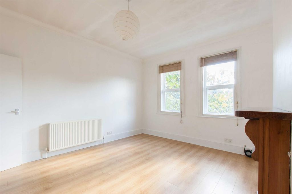 Property photo 2 of 4