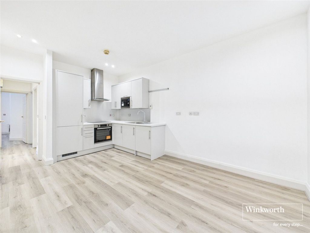 Property photo 1 of 12 Living Room