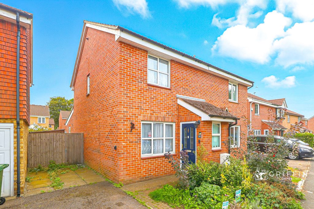 Property photo 1 of 16 1Img59832
