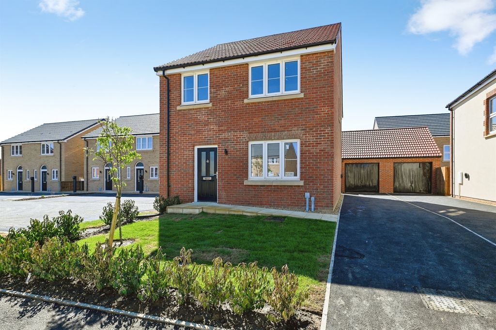 Property photo 1 of 20