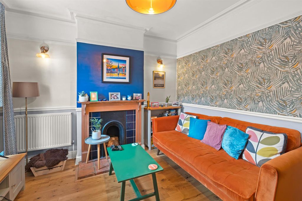 Property photo 2 of 20 86-Gleberd-007.Jpg