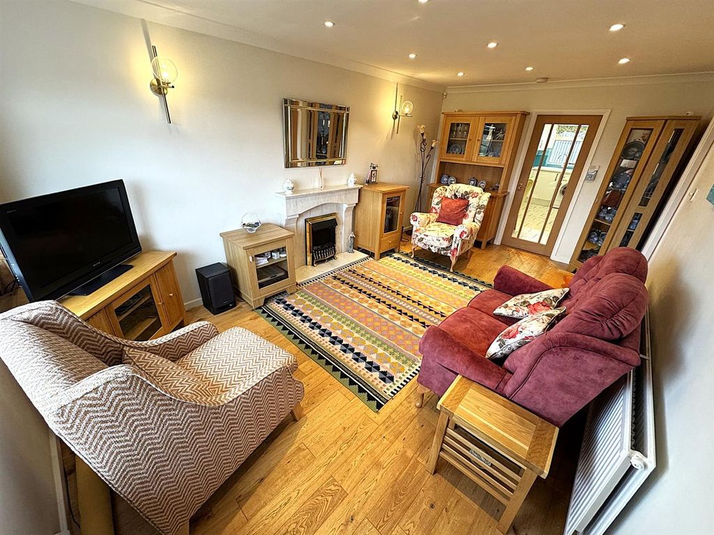 Property photo 2 of 32 Thumbnail_Image1.Jpg