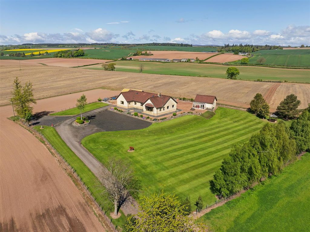 Property photo 1 of 40 Dji_20260512110832_0004_D.Jpg