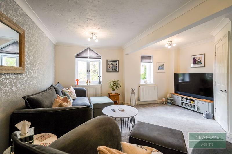 Property photo 2 of 21 Photo 4