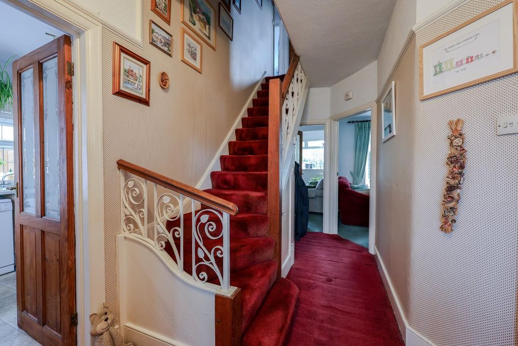 Property photo 3 of 22