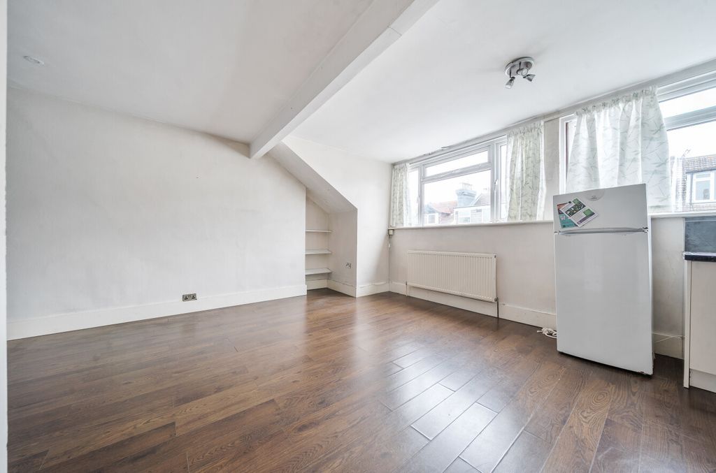 Property photo 2 of 8 1479612-20-6A2Bec...