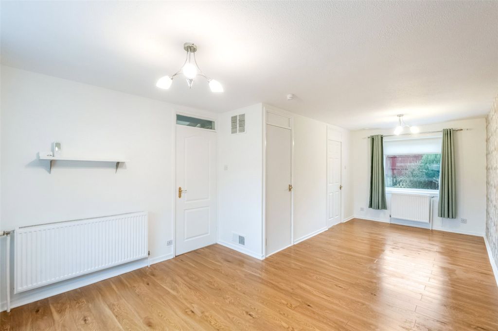 Property photo 3 of 22 Picture No. 13