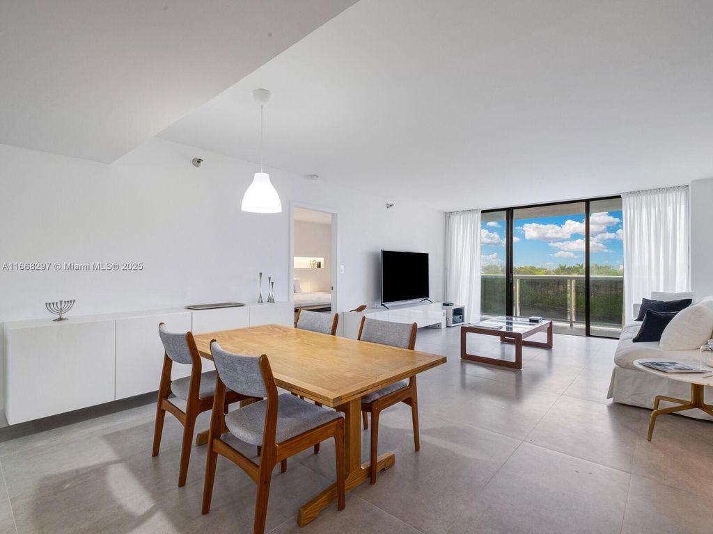 Property photo 2 of 32 <Alttext/>