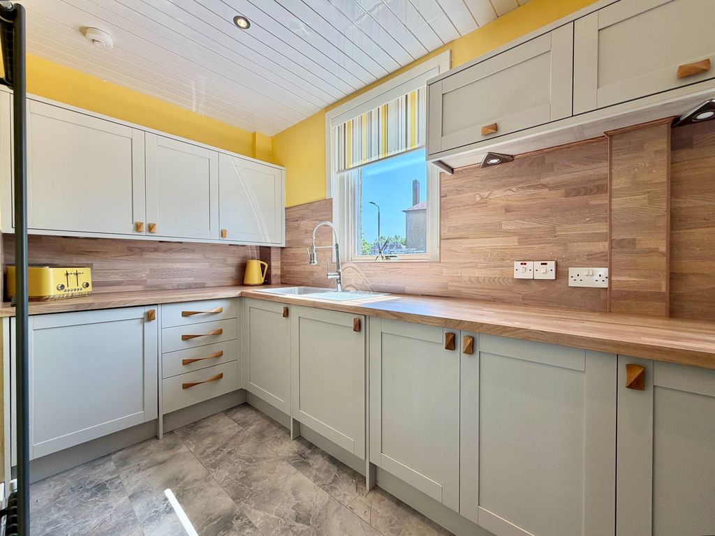 Additional image 11 of 2 bed flat for saleHawley Road, Falkirk FK1