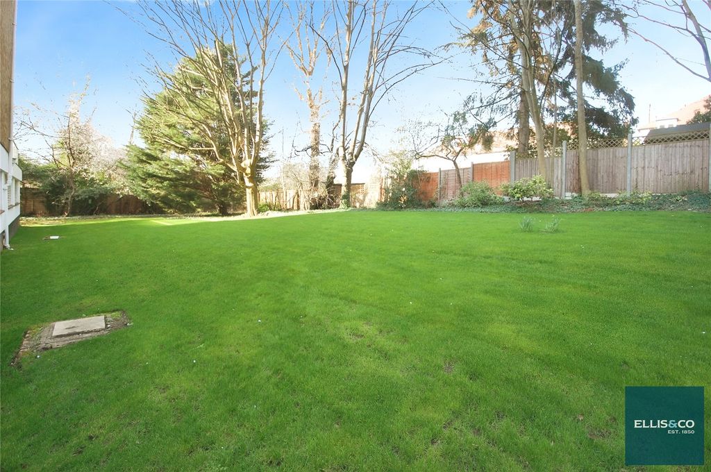 Property photo 3 of 9 Picture No. 36