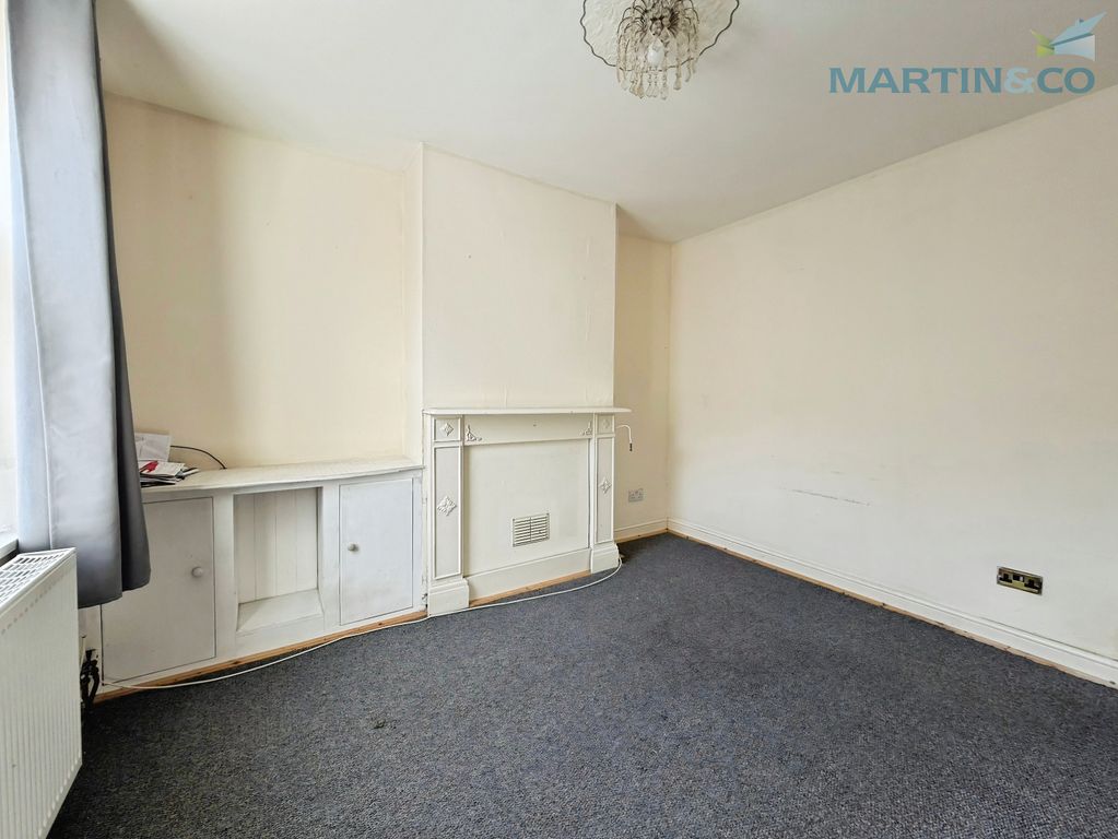 Property photo 3 of 23 E3357F00-Img_3018