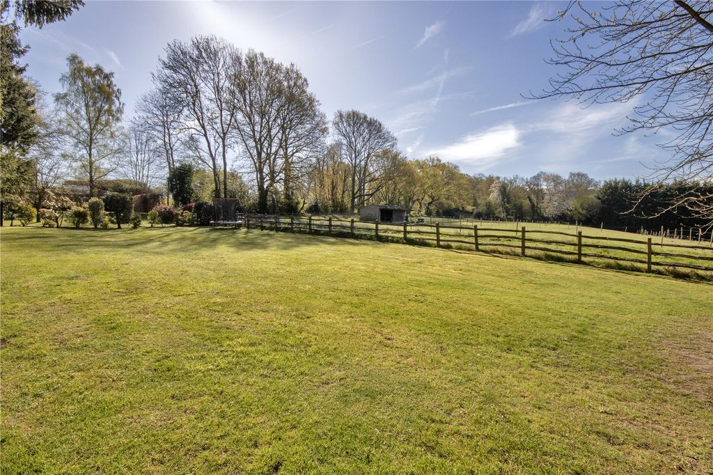 Property photo 3 of 23 Grounds