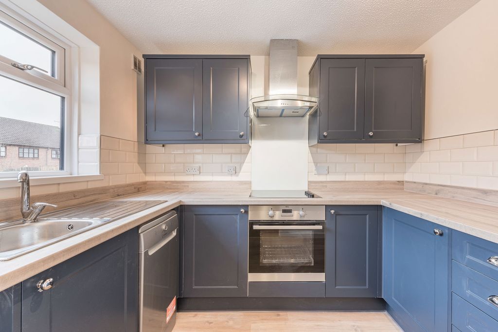 Property photo 3 of 51