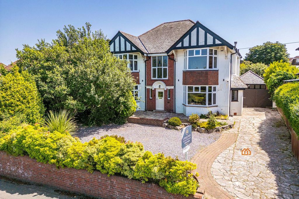 Property photo 1 of 54