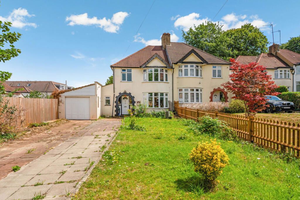 Property photo 1 of 11