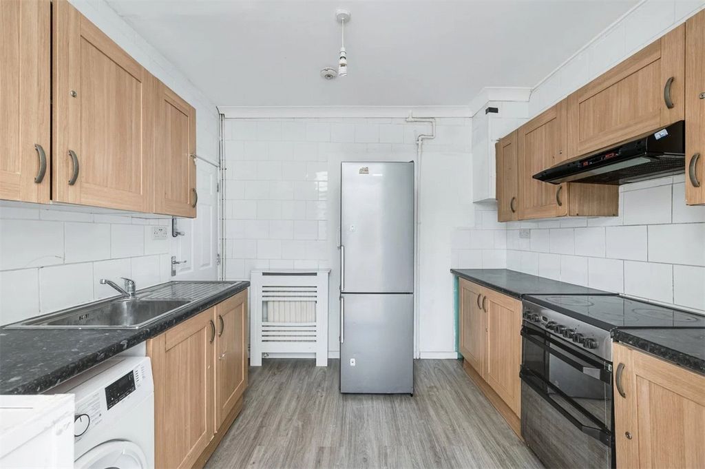 Property photo 2 of 10 Picture No. 06