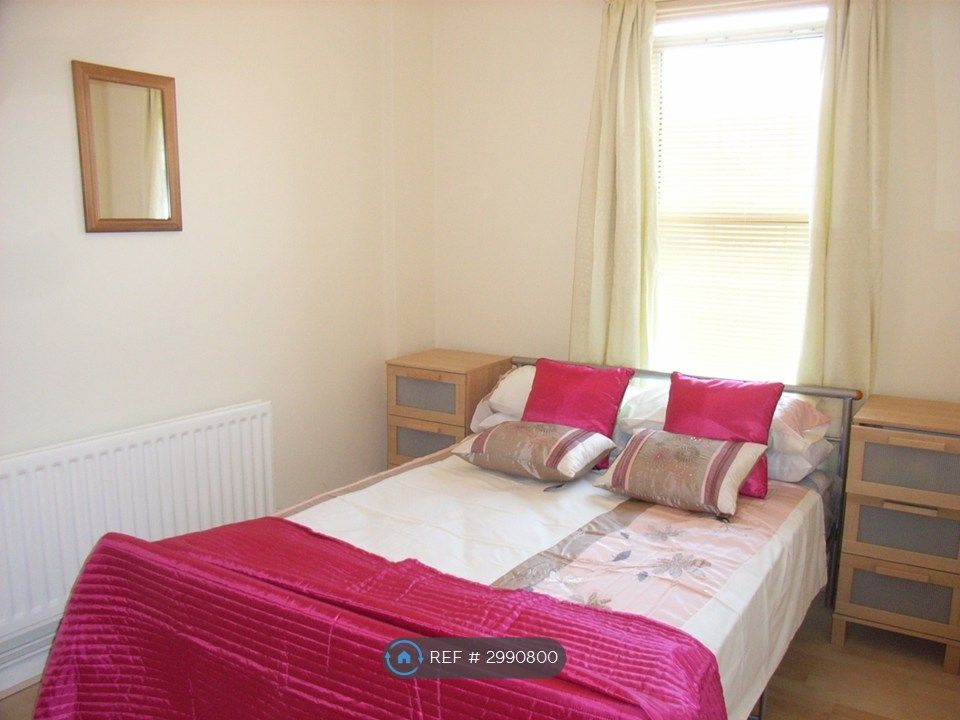 Property photo 3 of 9