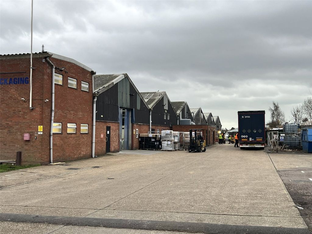 Property photo 3 of 21 Picture No. 03