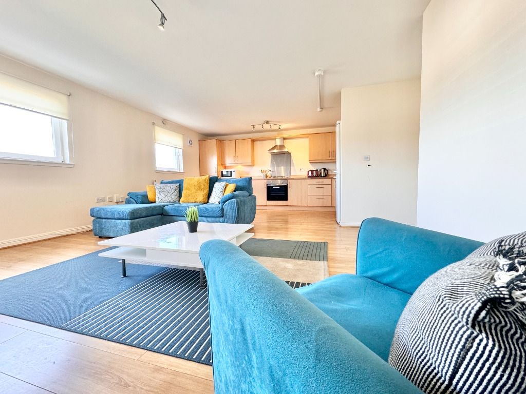 Property photo 3 of 12