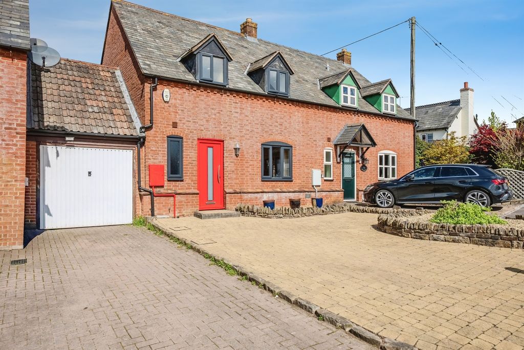 Property photo 1 of 20