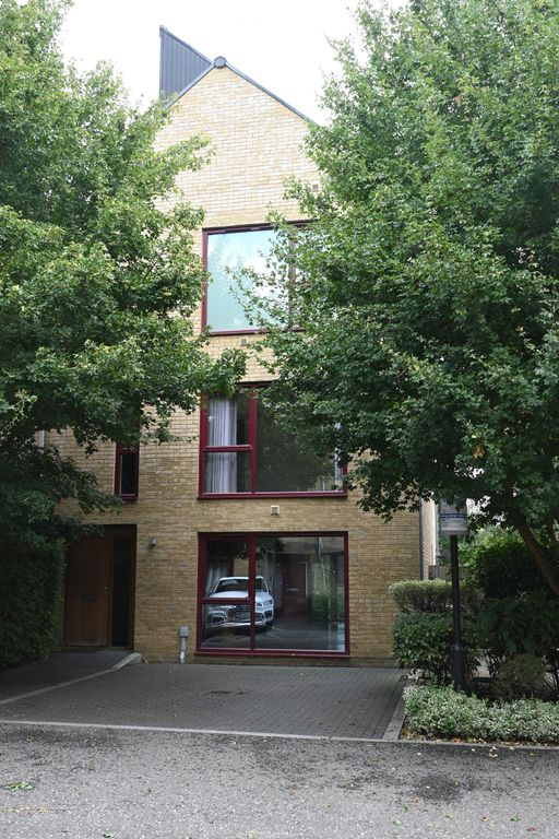 Property photo 1 of 27