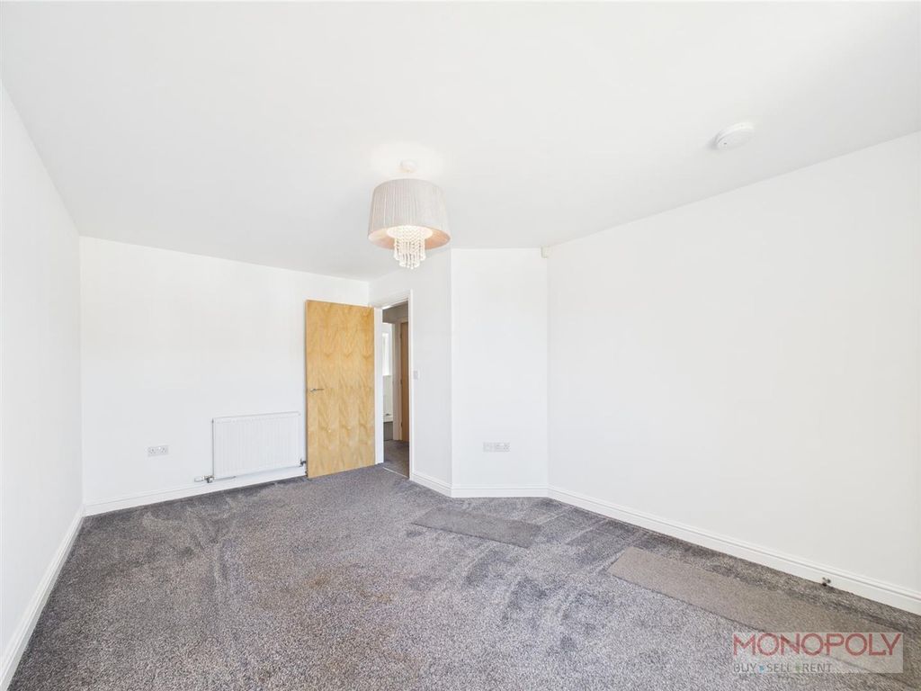 Property photo 2 of 11 Cam03815G0-Pr0252-Still010.Jpg