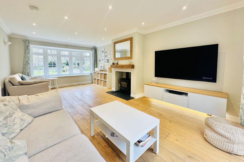 Property photo 3 of 17 Picture No. 31