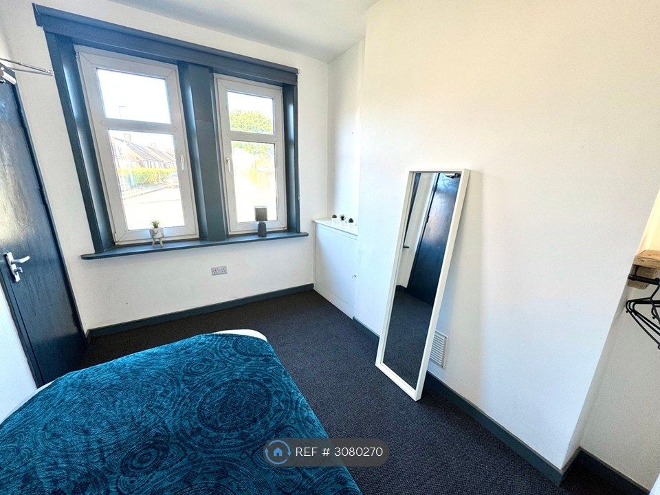 Property photo 3 of 25