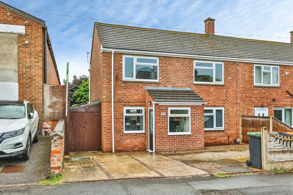 Property photo 1 of 30