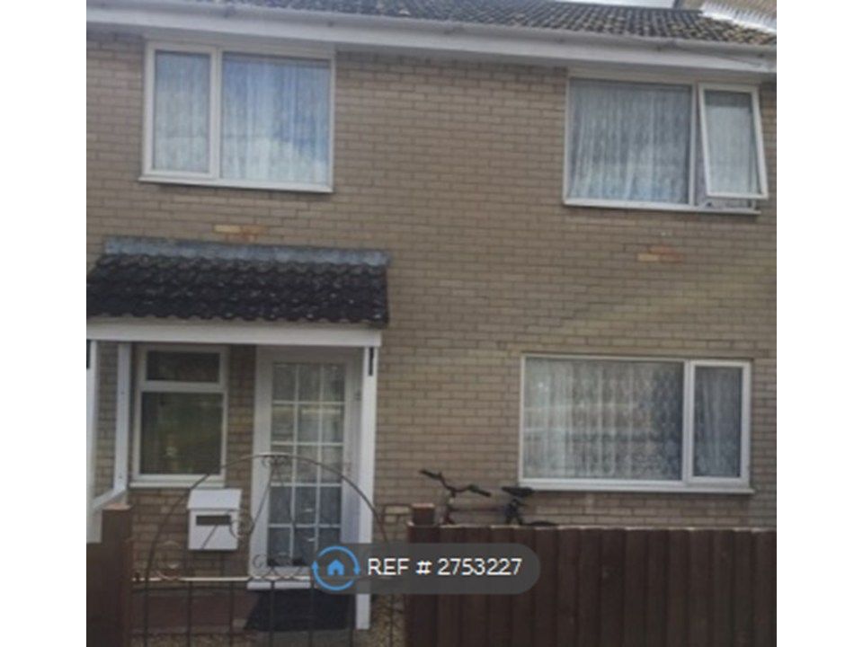 Property photo 1 of 12 Outside Front