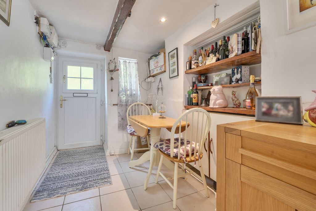 Property photo 2 of 27 1516371 (2).Jpg