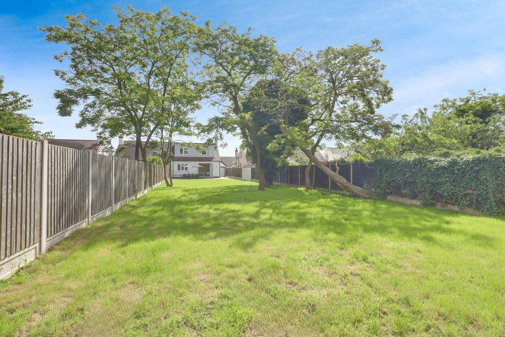 Property photo 1 of 24