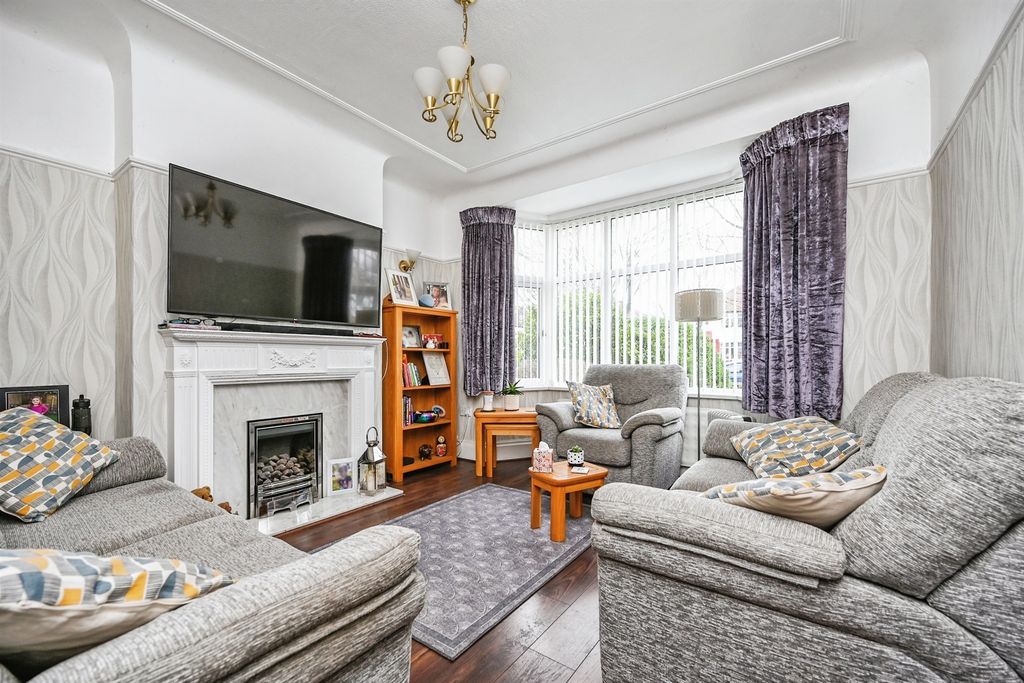 Property photo 3 of 16