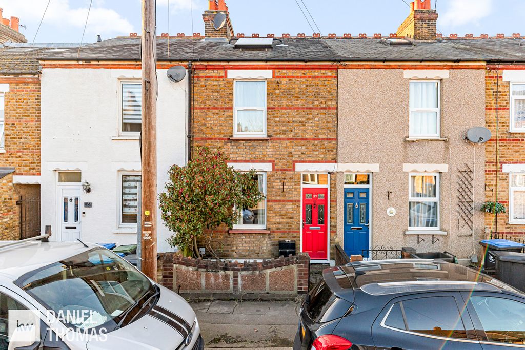 Property photo 1 of 26